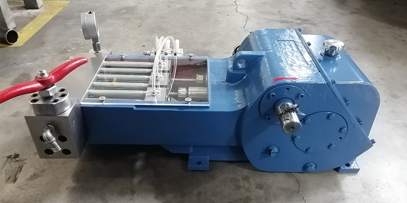 water blasting pump